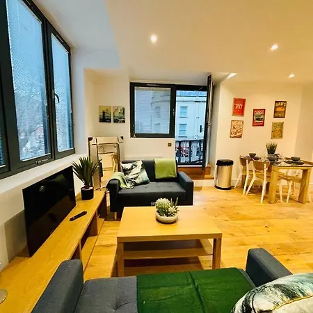 Riverside Apartment With Balcony Bristol Exterior photo